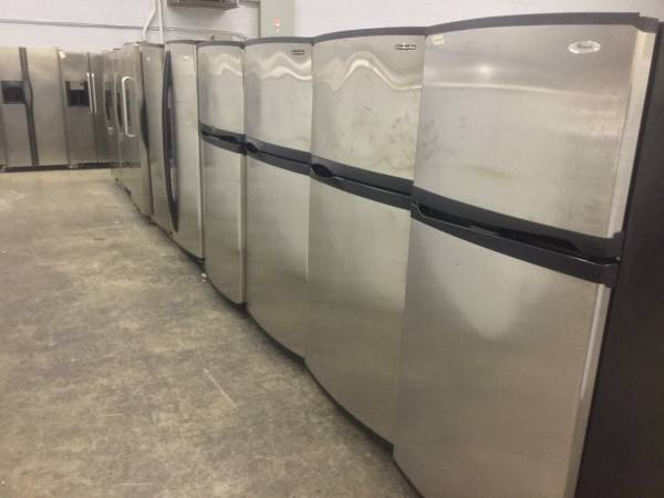 /img/whirlpool-stainless-fridge-600x450.jpg